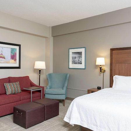 Hampton Inn Indianapolis Downtown Across From Circle Centre Extérieur photo